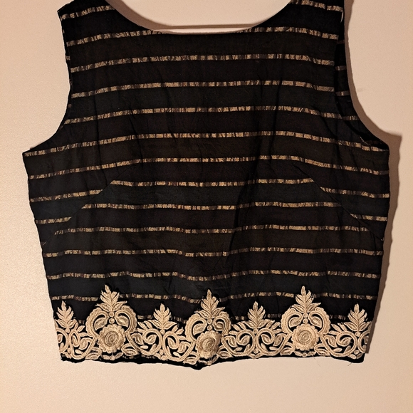 BOX's SMALL..BOX's... Medium BOX's Large ...Woman's shirts Pants...Dresses..etc - Picture 7 of 10